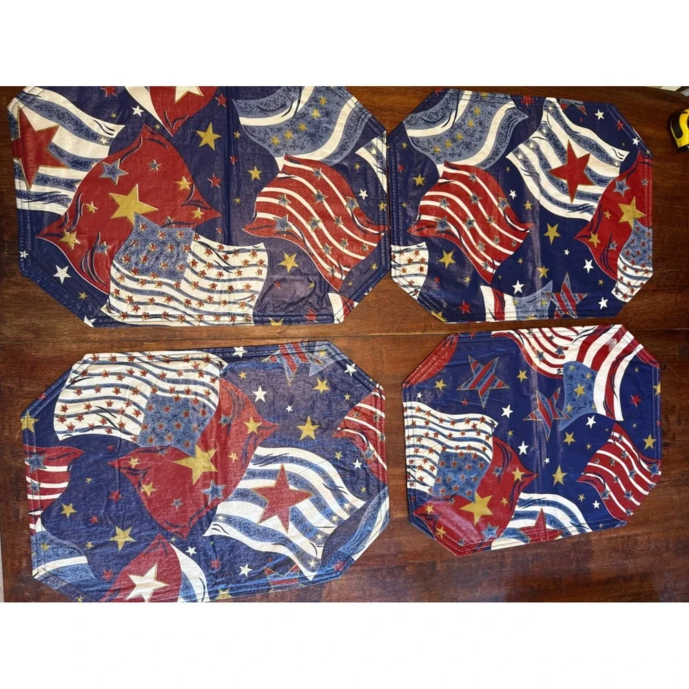 Set of 4 American Flag Patriotic Placemats Red White Blue Stars Americana Decor